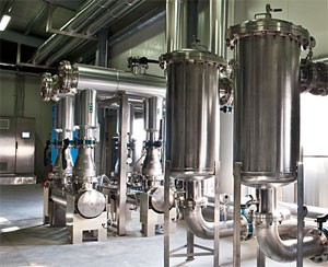 1588393637138114.jpg foodandbeverage-300x244.jpg